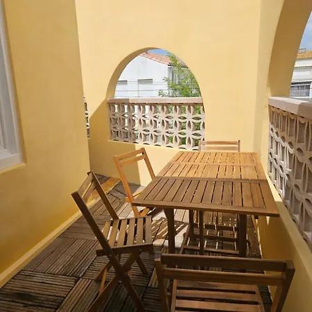 2 A Pied Terrasse Avec Barbecue アパート